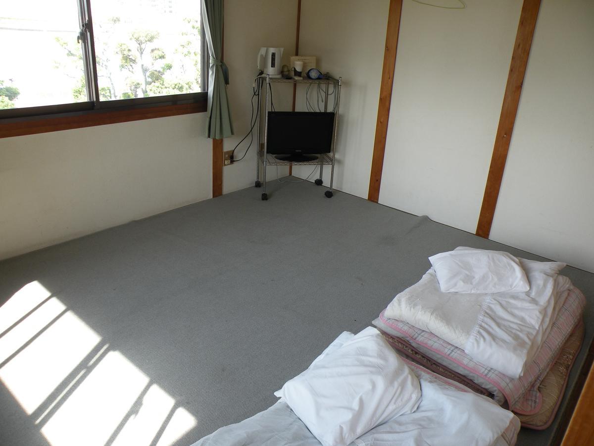 Business Hotel Minshuku Minato Tokushima Exterior photo