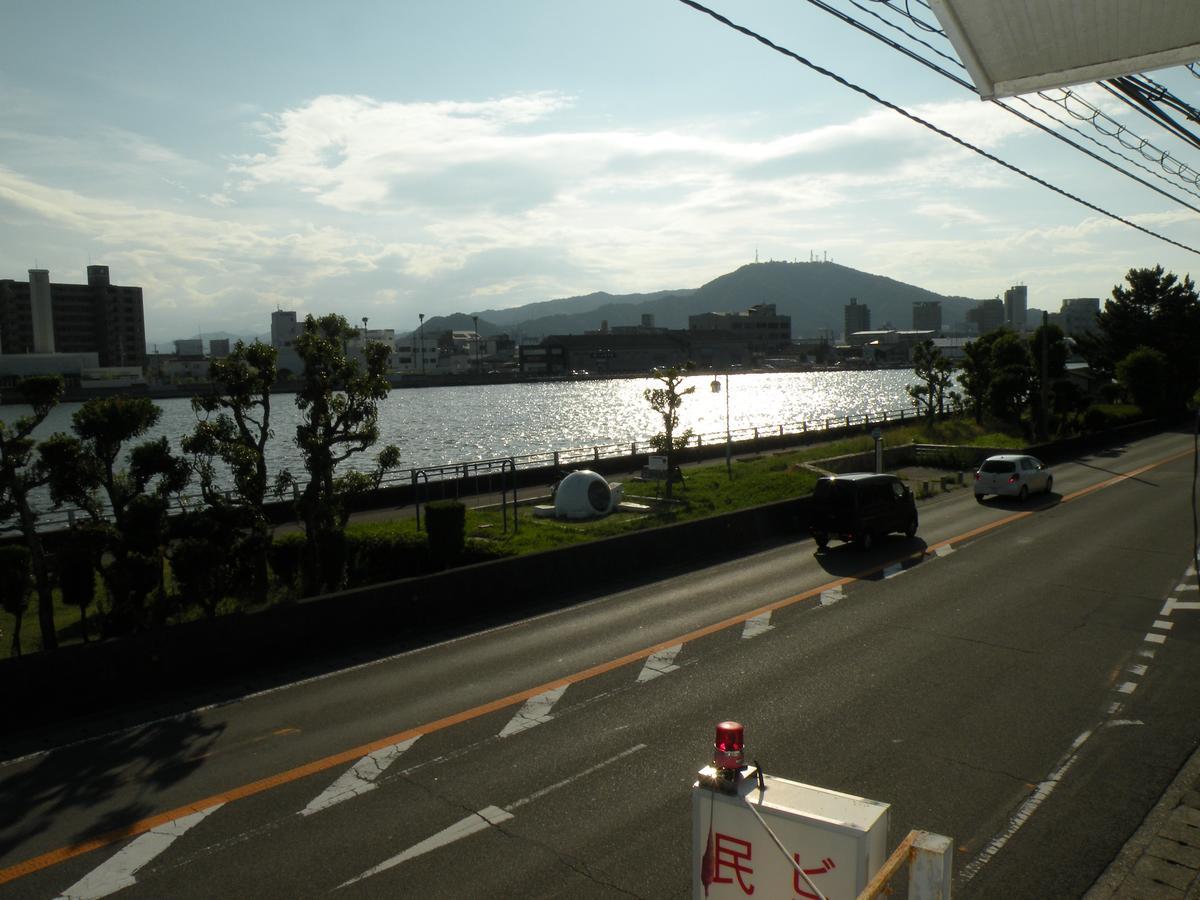 Business Hotel Minshuku Minato Tokushima Exterior photo